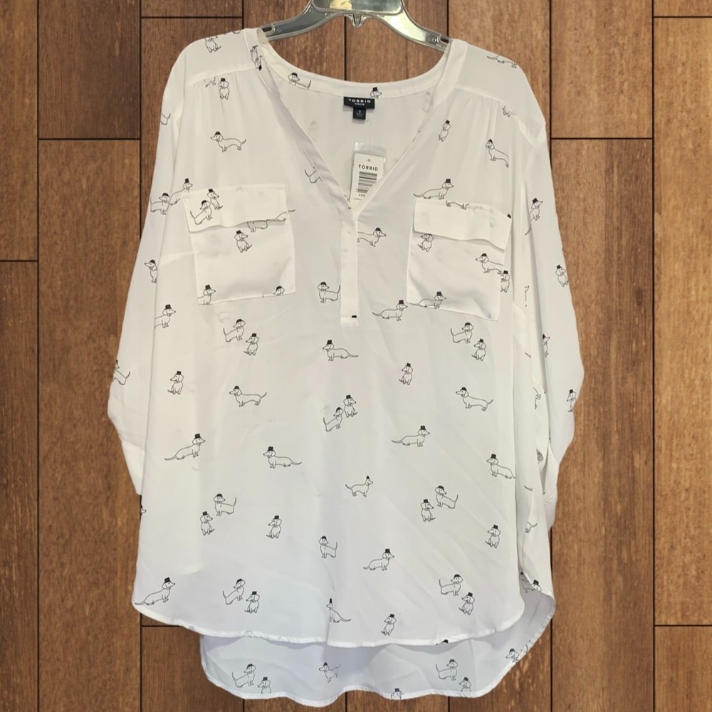 NWT Torrid Harper Dachshund Print Shirt‎ Chiffon Black White Pocket Roll Tab